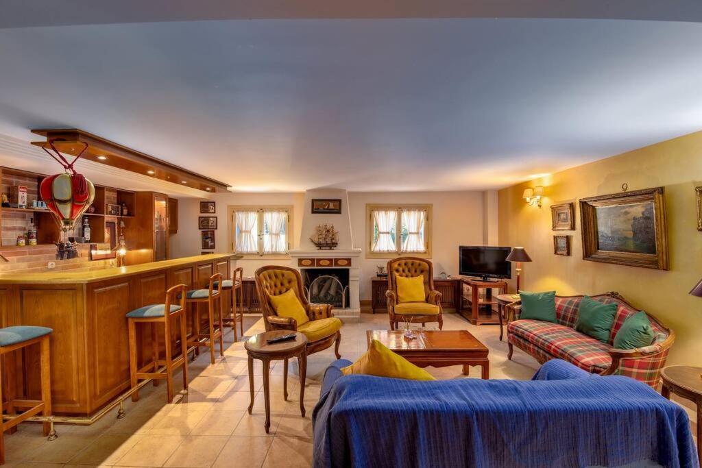 Villa Elmar Aegina Екстериор снимка