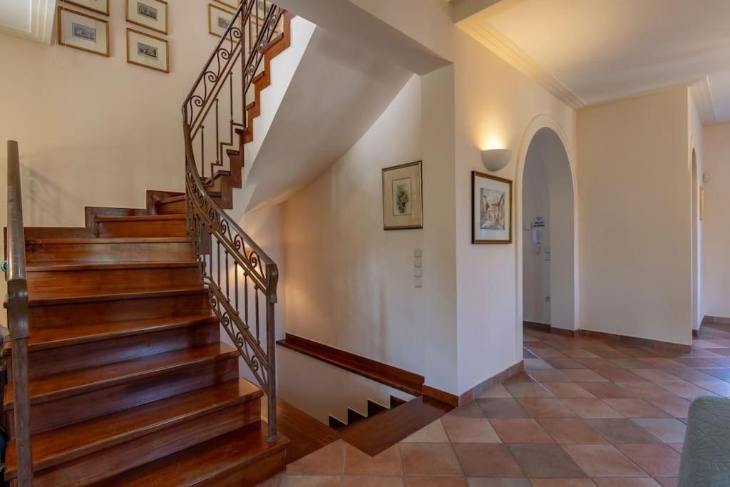 Villa Elmar Aegina Екстериор снимка
